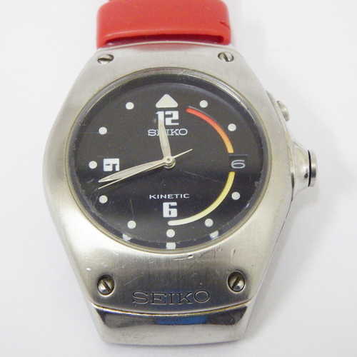 Vintage Seiko Kinetic 5M42 OE39 mens watch Works a few seconds after winding Needs new battary